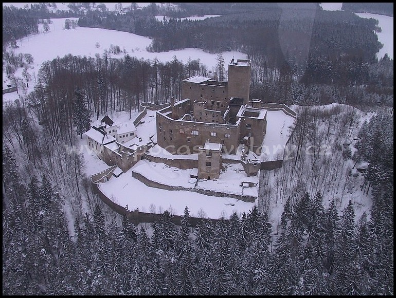 hrad Land�tejn